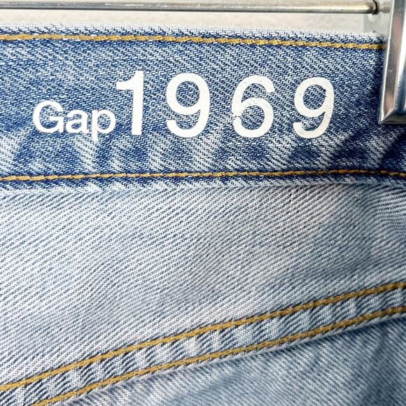 GAP Boyfriend Jean Shorts Cuffed 26 - Picture 5 of 6